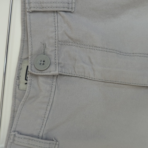 Vans Men's Shorts Off The Wall Khaki Beige size 28 Skater Preppy Casual - Picture 5 of 13